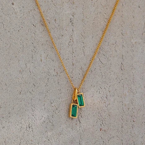 Green Pendant Fine Chain Necklace