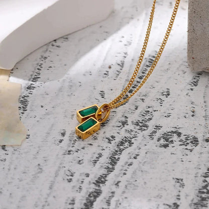 Green Pendant Fine Chain Necklace