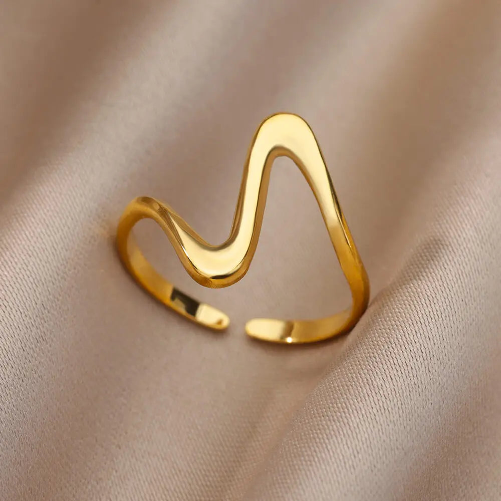 Vintage Wave Adjustable Ring