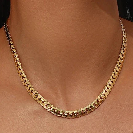 Lace Side Flat Cuban Chain Necklace