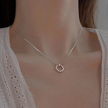 Hollow Circle Zirconia Necklace